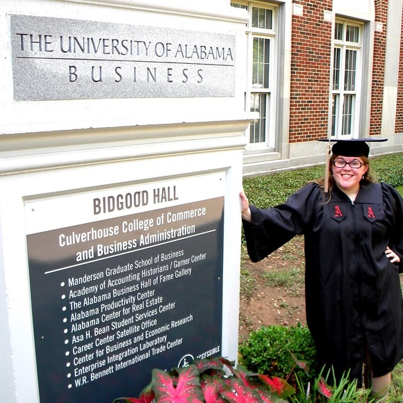 Meet your Posher, Stephanie - Picture 1 of 1